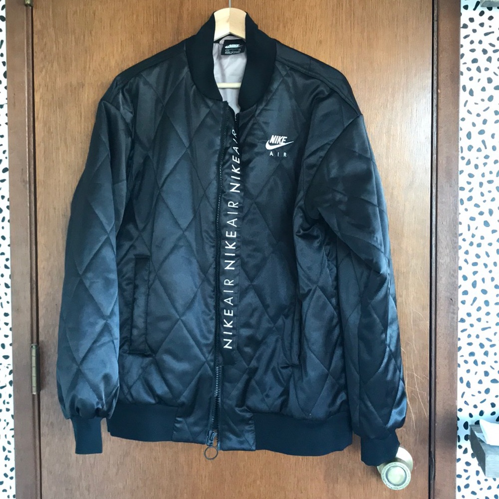 Nike bomber